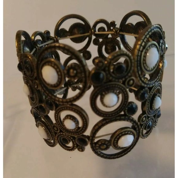 Vintage brass tone Wide Stretch Bracelet w/Black-White opaque rhinestones - Picture 6 of 8